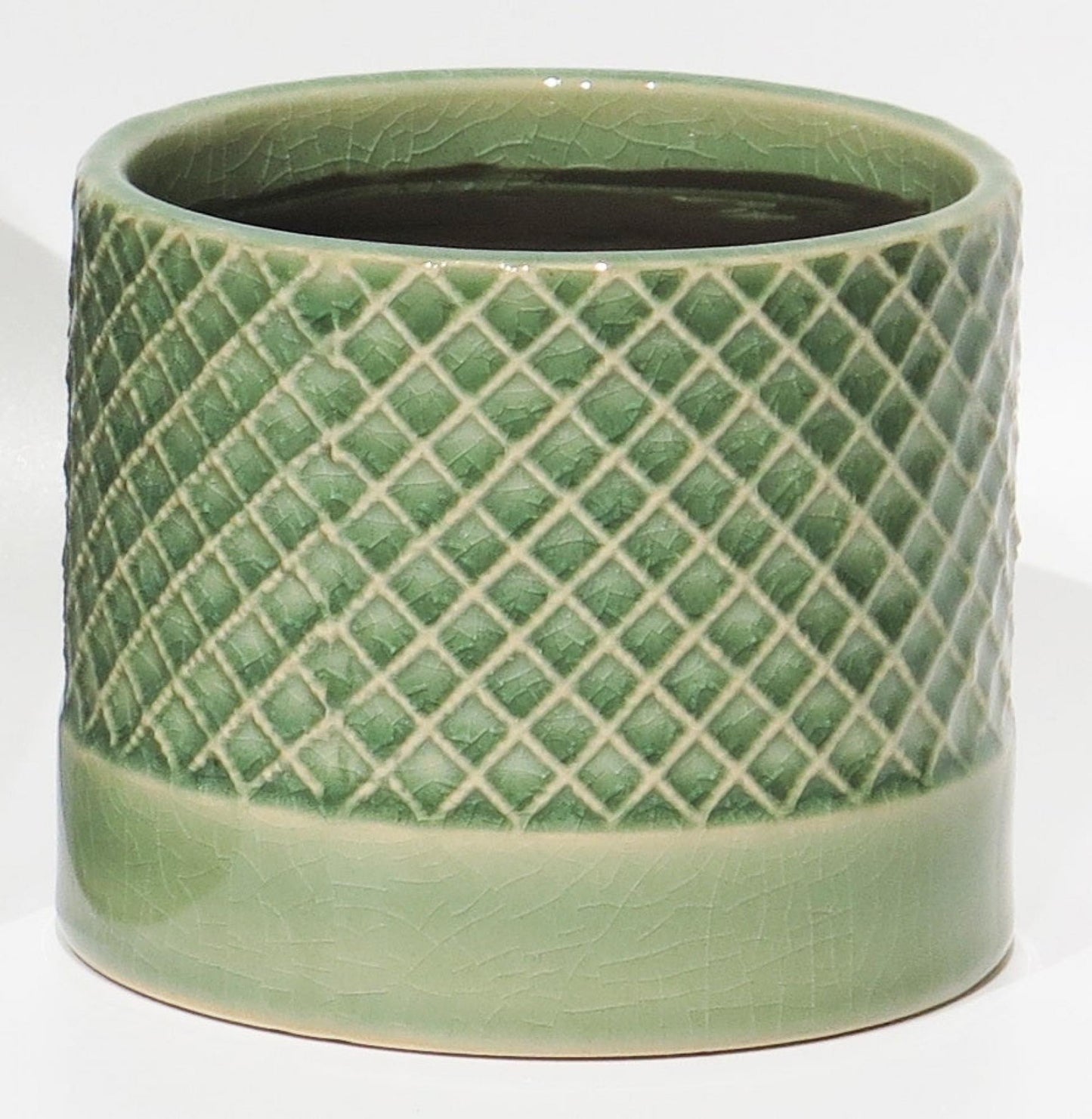 Green Criss Cross Pattern Planter