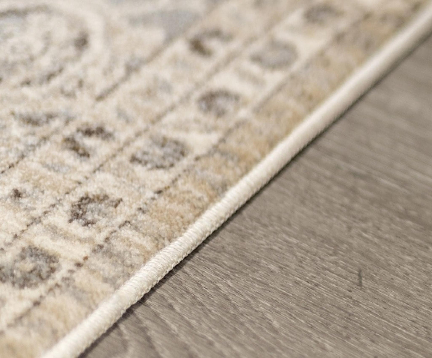 Heirloom Transitional Beige Rug