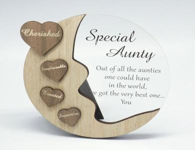 Moon With Words On Hearts And Text Message- Special Aunty Plaque