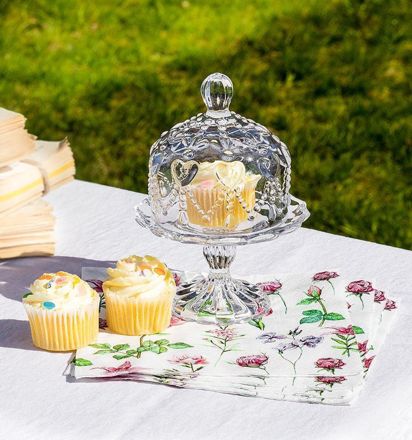 Covered Pedestal With Hearts Serving Dish