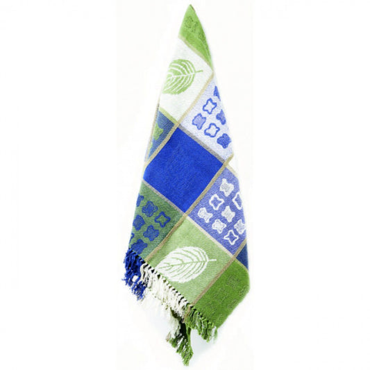 Green Leaf Harvest On Check Pattern Cotton Throw