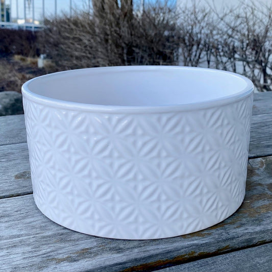 Round White Patterned Planter