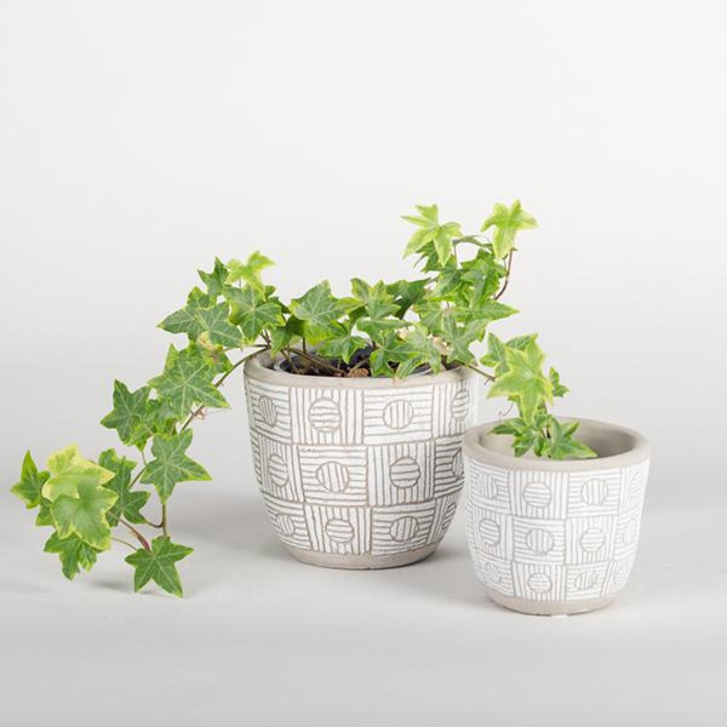 Set Of 2 White And Beige Patterned Planters