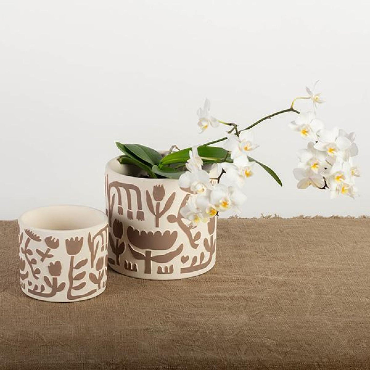 Set Of 2 Terracotta With Primitive Flower Patterns Planters