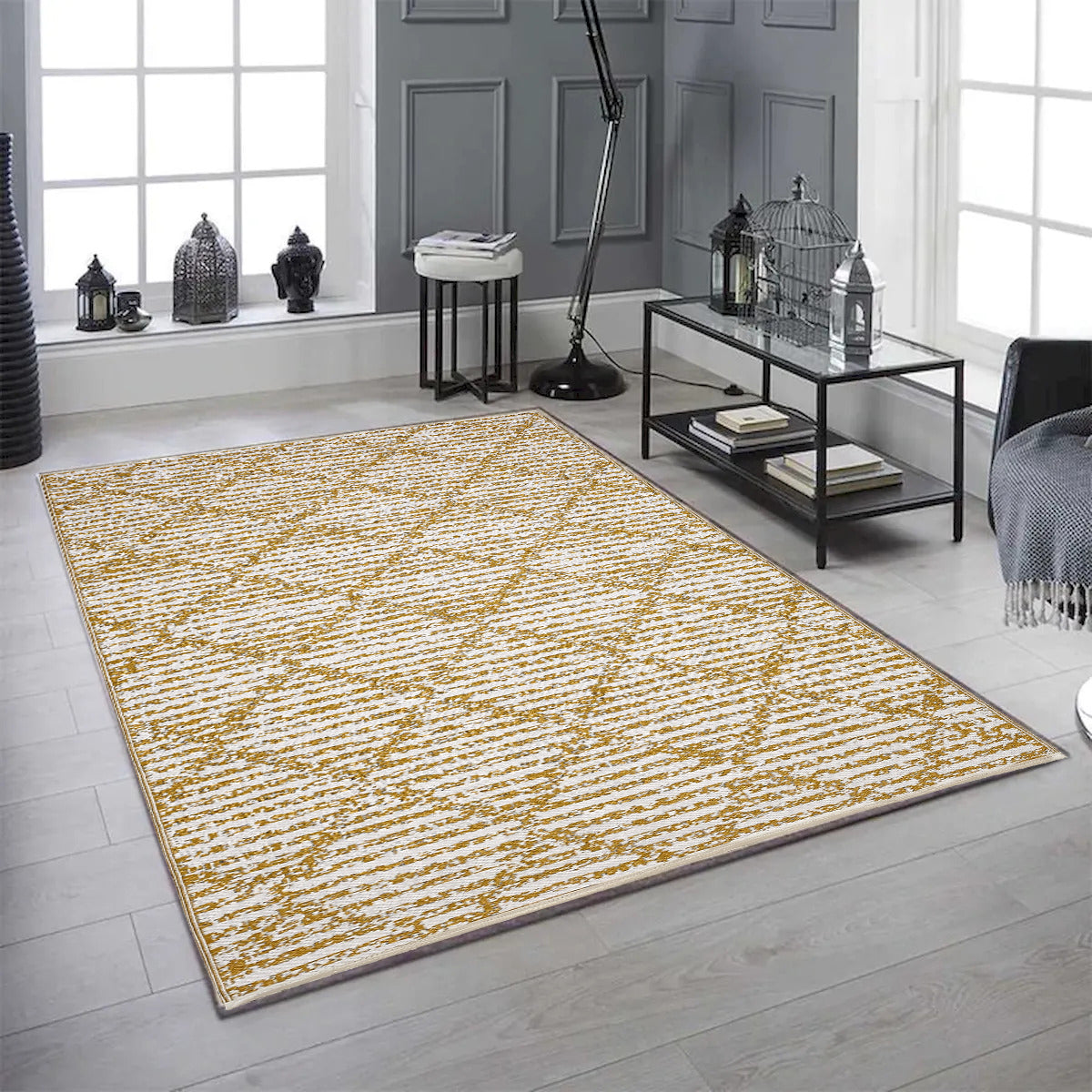 Fiesta Reversible Outdoor Plastic In Ochre And White Diamonds Rug