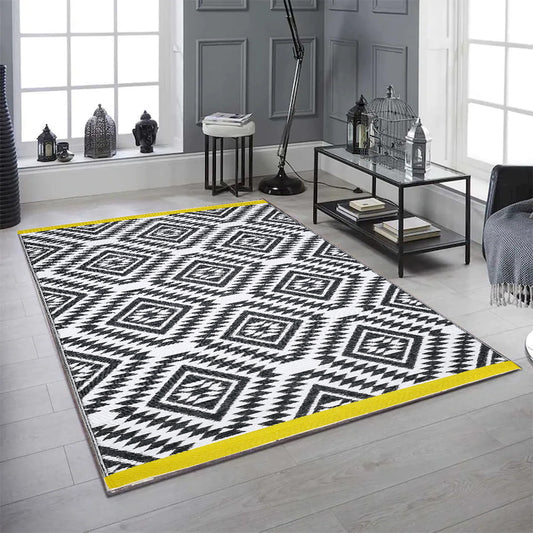 Fiesta Reversible Outdoor Plastic In Black And White With Yellow Trim Rug