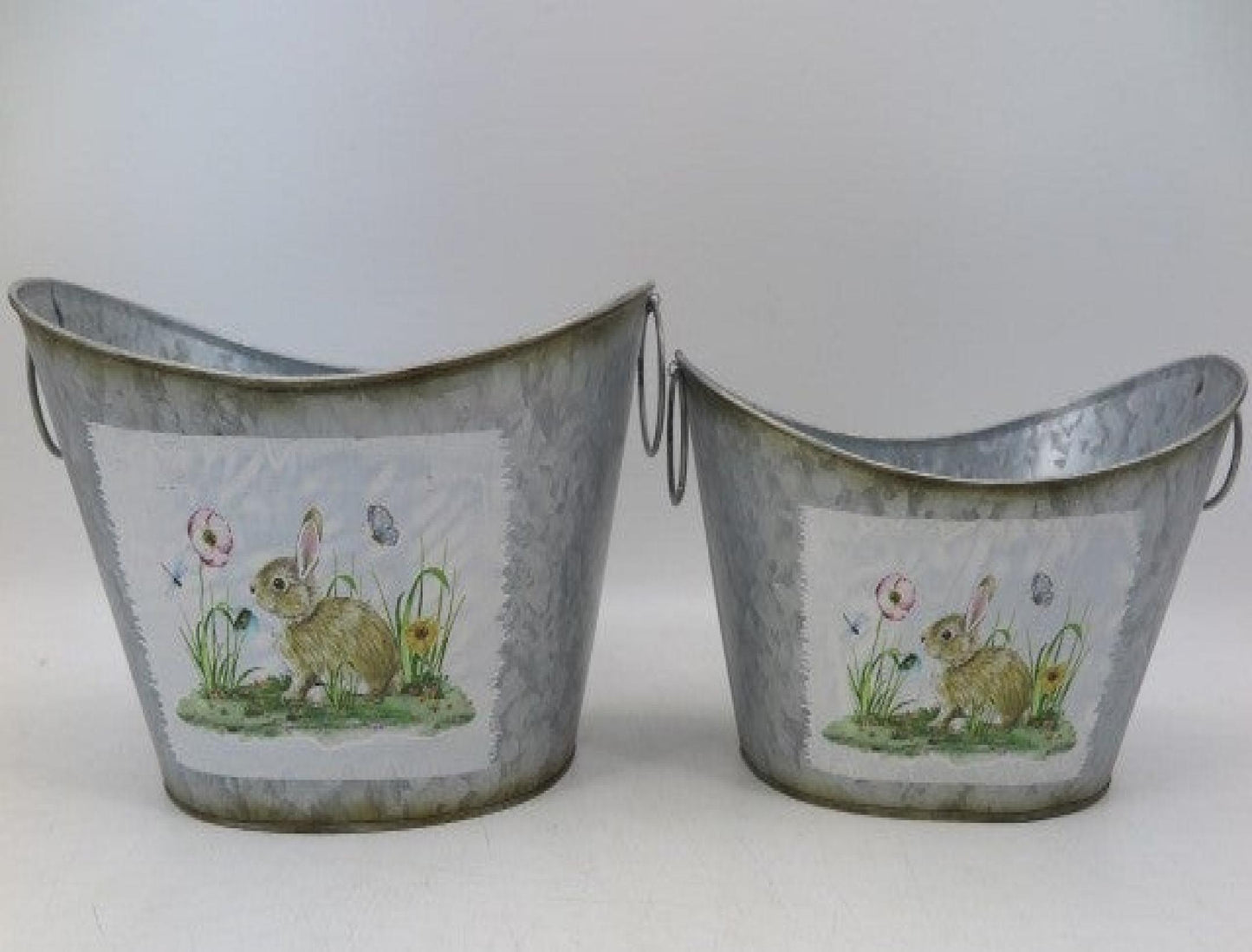 Set Of 2 Silver With Bunny On The Grass Pattern Bucket