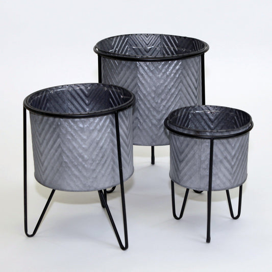 Set Of 3 Patterned Metal Pots On Metal Legs Plant Stand