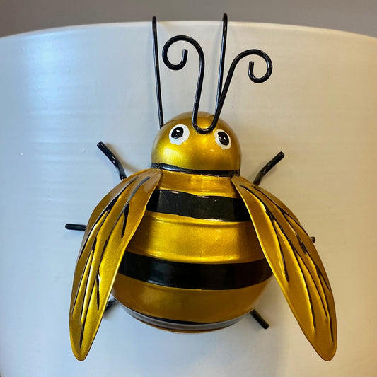 Metal Bee Wall Wall Decor