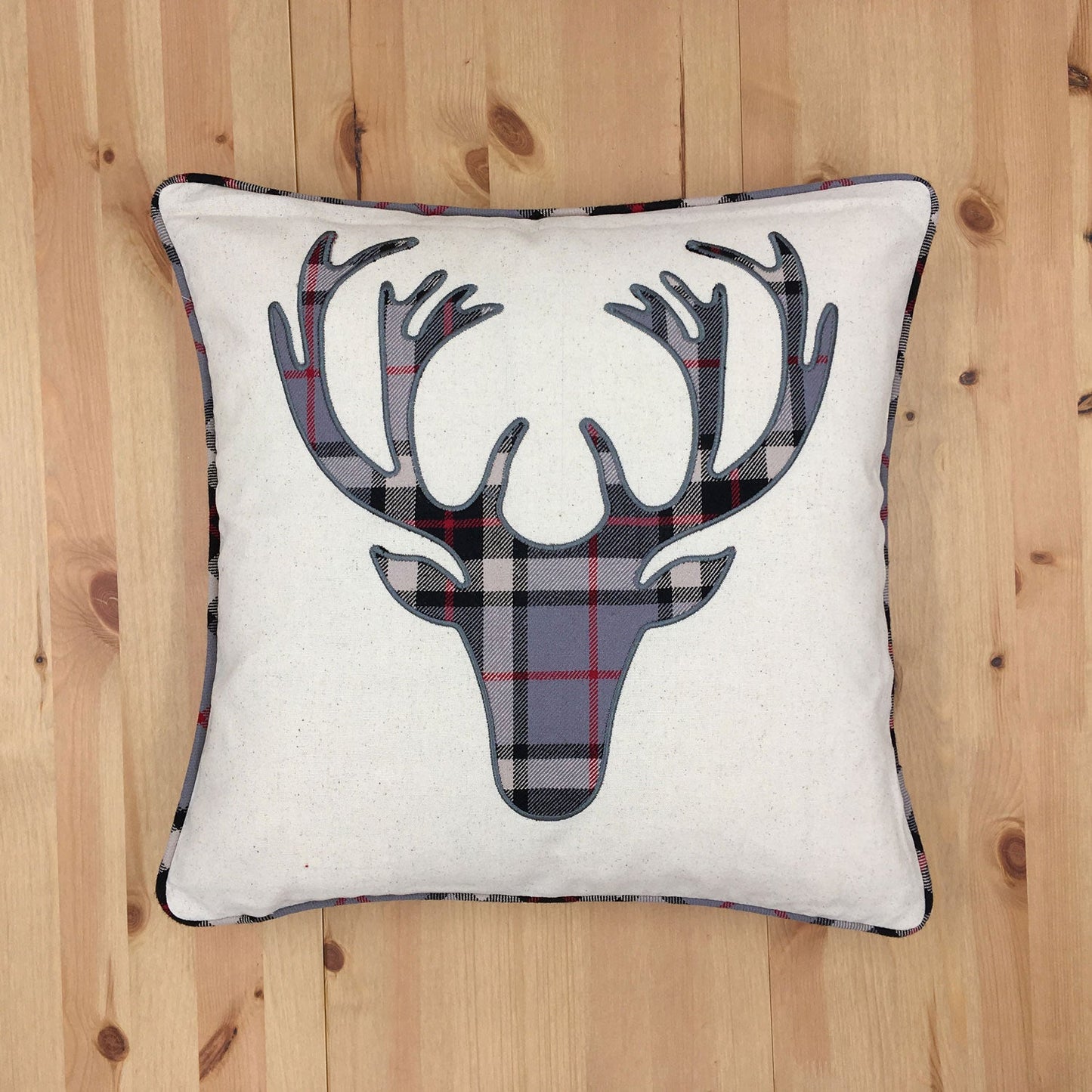 Tartan Pattern Reindeer Head Print With Feather Down Insert Pillow