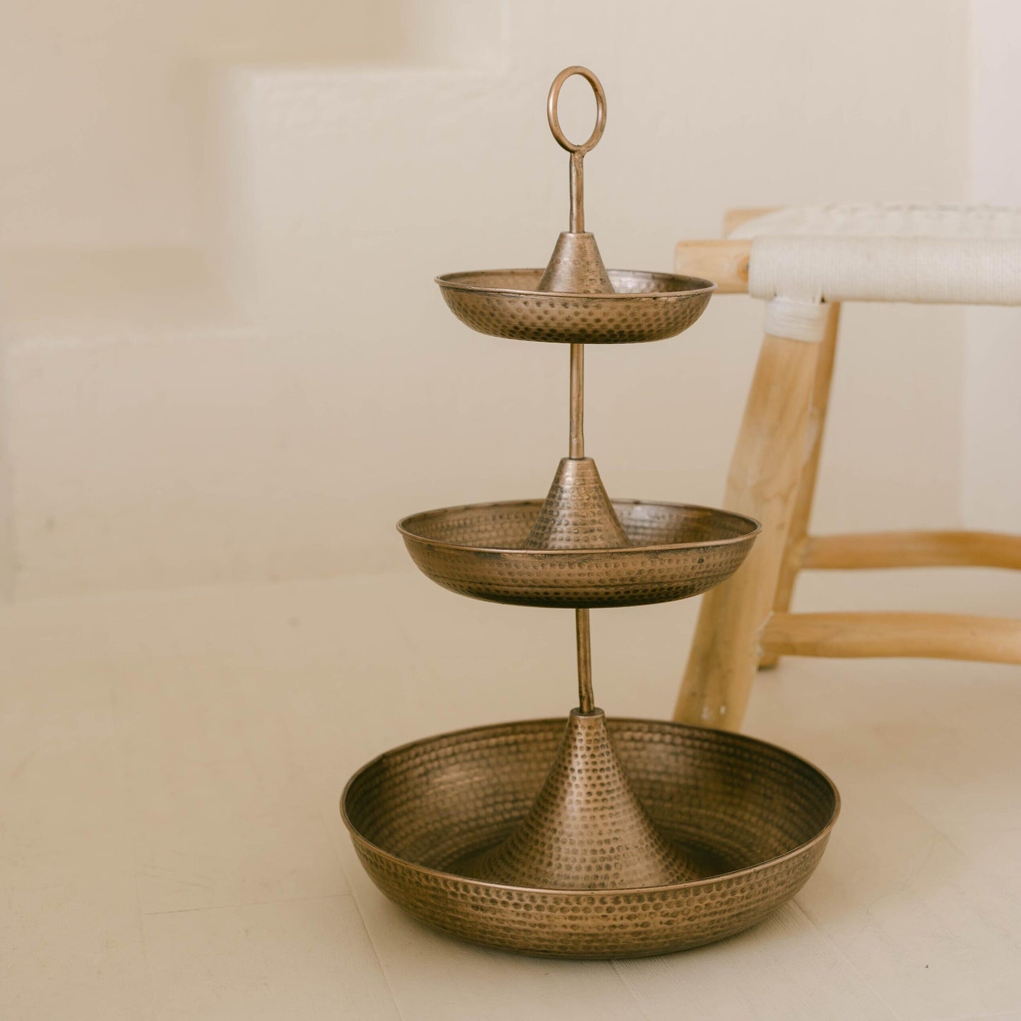 Bronze Color Metal Three Tier With Handle Round Tray