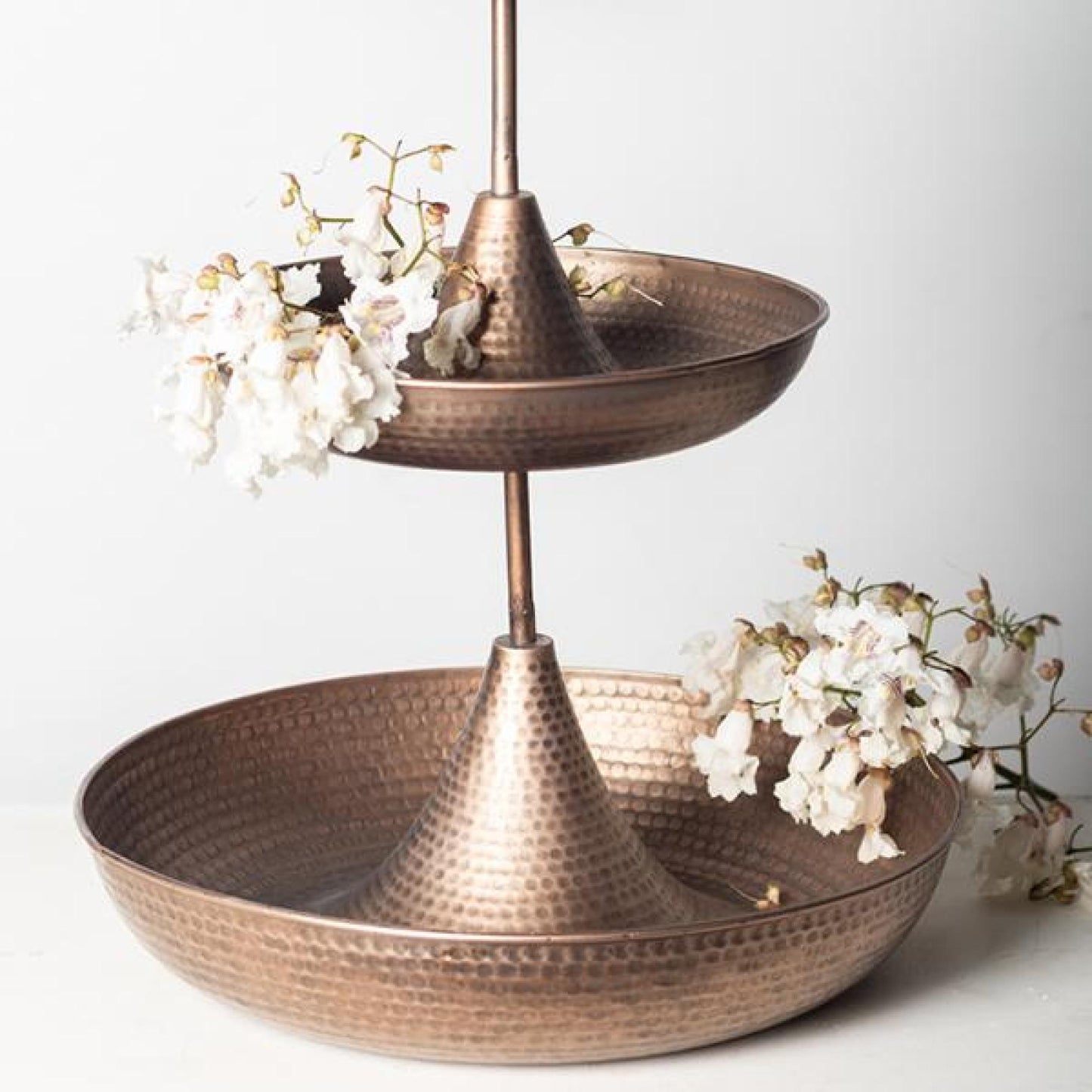 Bronze Color Metal Three Tier With Handle Round Tray