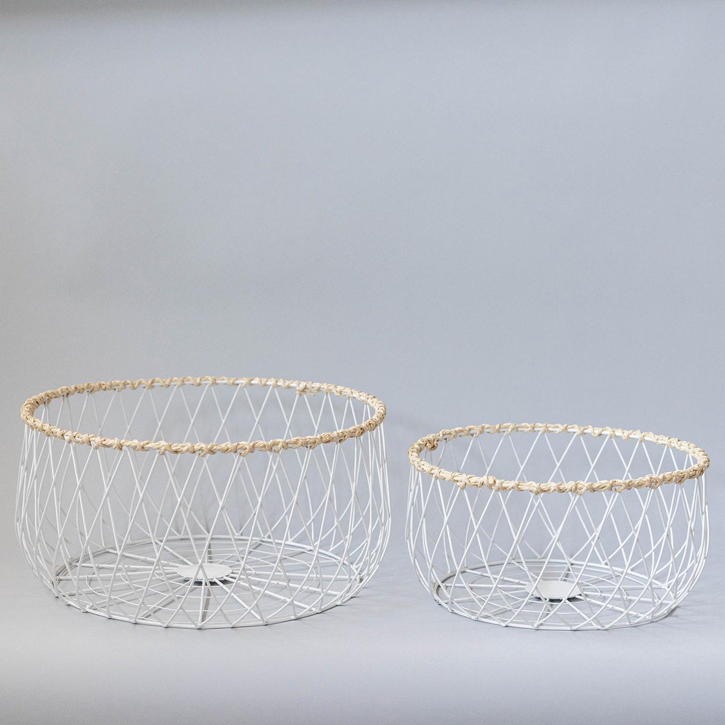 Set Of 2 Round White Metal With Paper Mache Trim Baskets