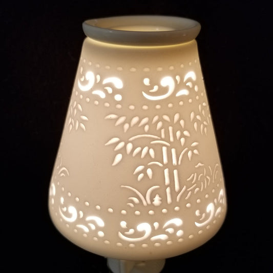 Bamboo Lampshade Shaped Aroma Night Light