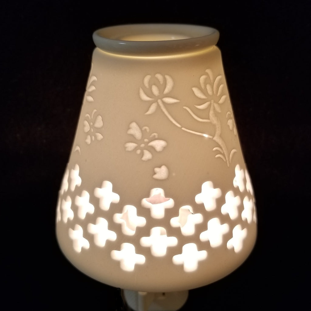 Butterfly Pattern Lampshade Shaped Aroma Night Light