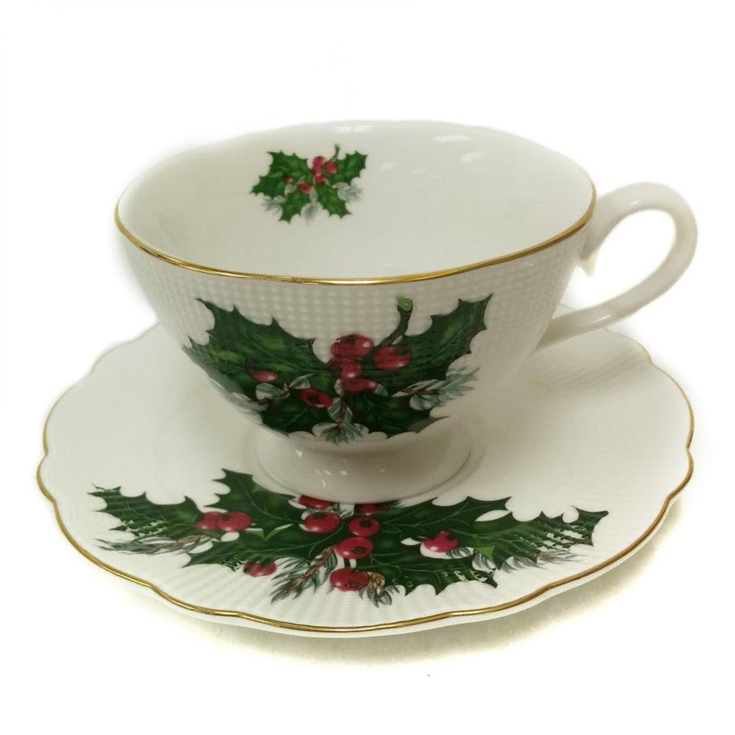 Set Of 6 Holly Berries And Leaves Pattern Cup & Saucer