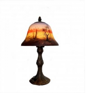 Sunset On The Plains Tiffany Style Glass Table Lamp