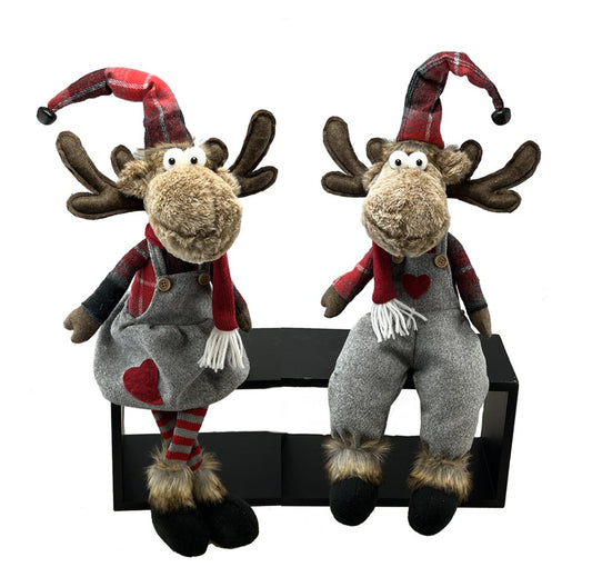 Set Of 2 Assorted Sitting Moose In Plaid Hats Figurine